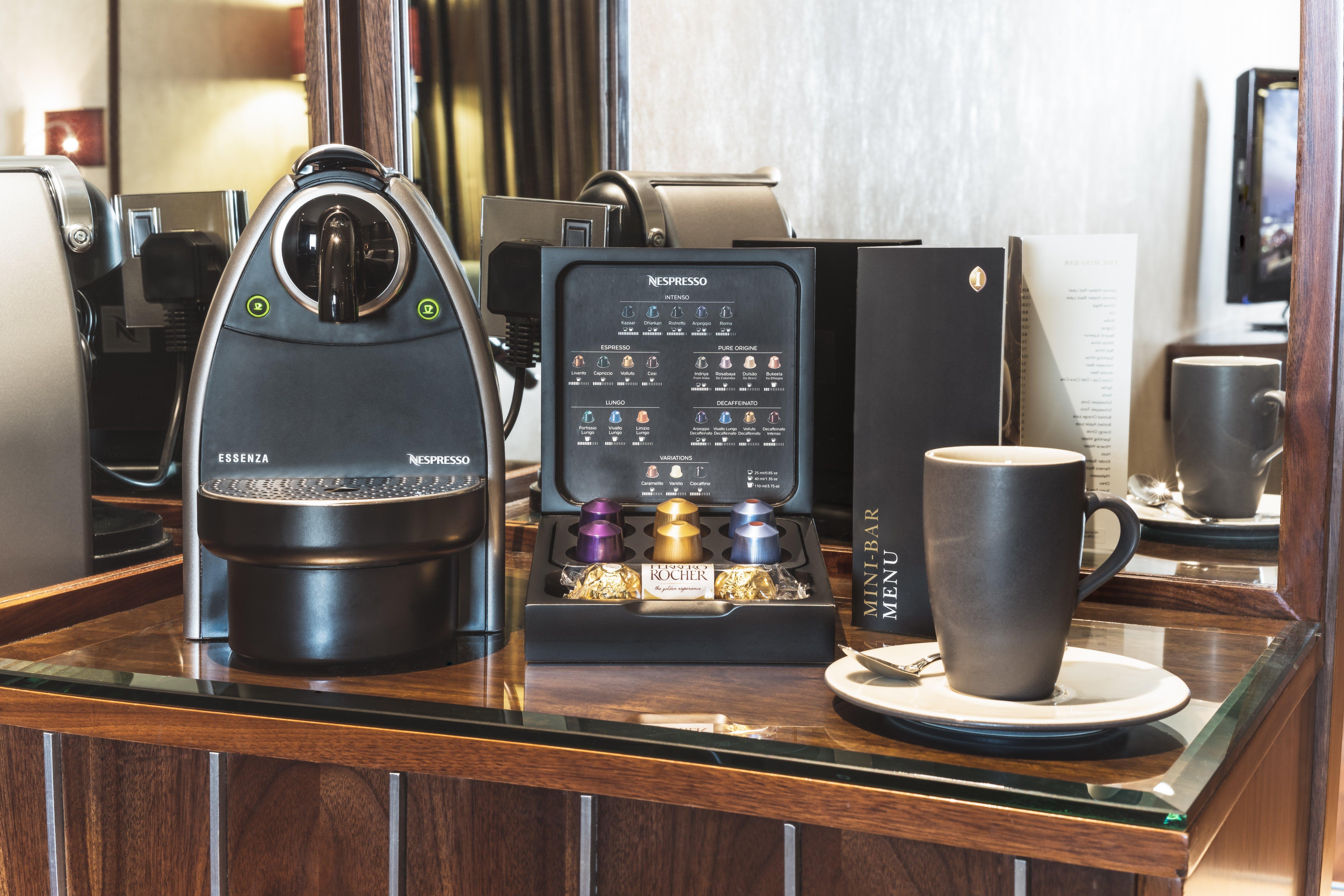 Intercontinental Bahrain, An Ihg Hotel Manama Eksteriør billede A Nespresso machine
